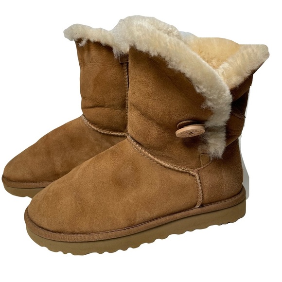 UGG Shoes - UGG Bailey Suede Button II Water-Repellent Boots Women’s Size 7 US Chestnut